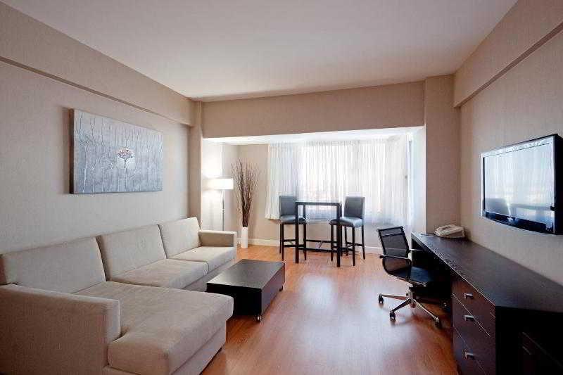 Armon Plaza Montreal Airpt, Trademark Collection By Wyndham Zimmer foto